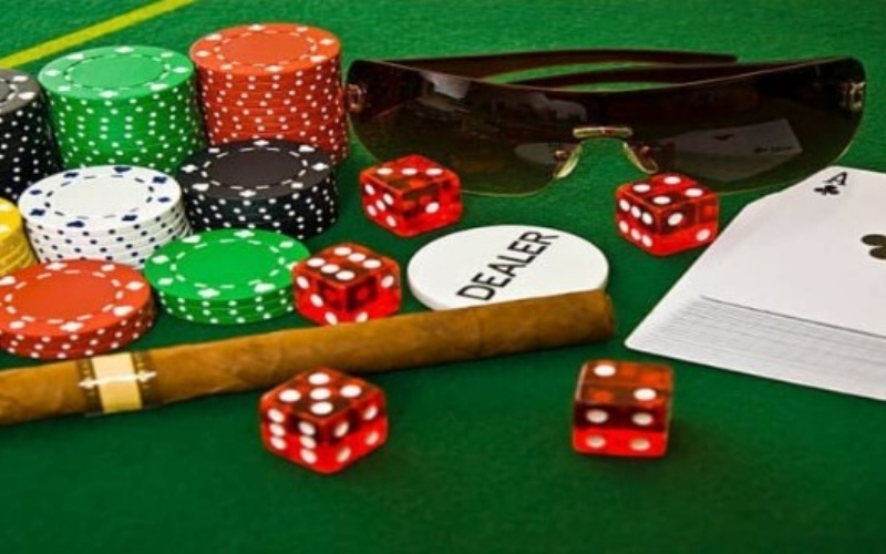 Sự khác biệt giữa "Sòng Bạc" (Casino) và "Nhà Cái" (Bookmaker) là gì? Phân biệt lịch sử hai khái niệm.