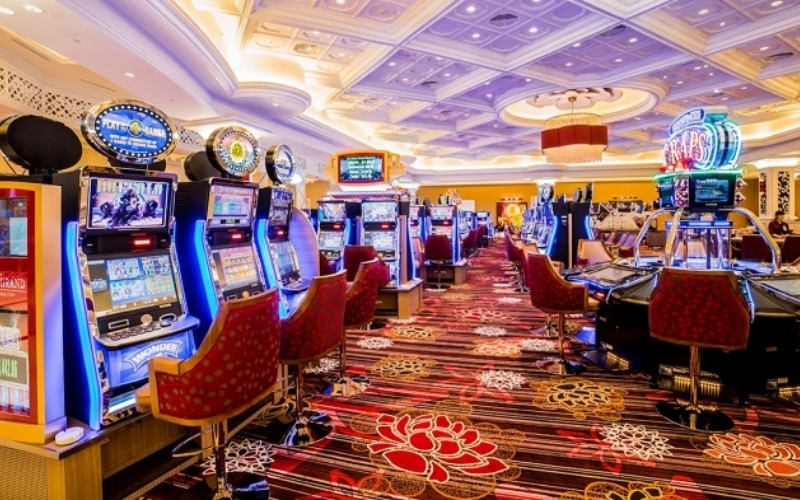 Sự khác biệt giữa sòng bài truyền thống và sảnh trực tuyến