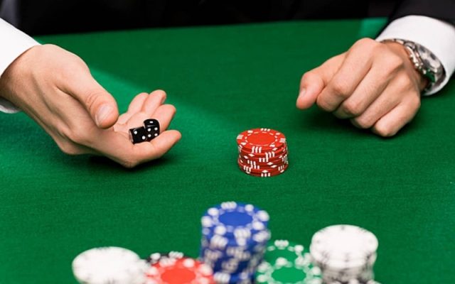 Tại sao nên chọn sảnh chơi có người thật chia bài trực tiếp?